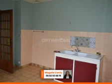 Payzac, maison de village 3 chambres sur sous-sol 