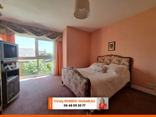 Appartement au calme de 103m² avec garage et 2 places de parking - VIRE 