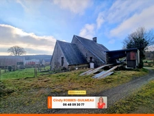 À vendre – Maison en pierre avec dépendance et grand terrain d'environ 8 400m² à Frênes (61800)