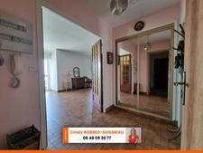 Appartement au calme de 103m² avec garage et 2 places de parking - VIRE 