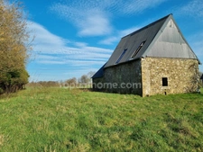 🌟 EXCLUSIVITÉ – RARE À LA VENTE ! 🌟 Bâtisse à vendre