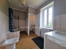 Maison en pierre - 4 pièces - 110m² - A proximité immédiate de l'axe Tinchebray / Flers