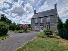 Maison en pierre - 4 pièces - 110m² - A proximité immédiate de l'axe Tinchebray / Flers