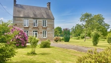 Maison en pierre - 4 pièces - 110m² - A proximité immédiate de l'axe Tinchebray / Flers