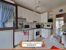 Appartement au calme de 103m² avec garage et 2 places de parking - VIRE 
