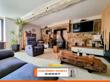 🏡 EN EXCLUSIVITE - Maison en pierre exposée plein SUD avec piscine chauffée à vendre à TINCHEBRAY BOCAGE