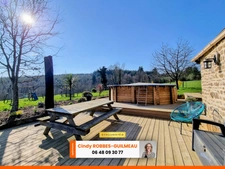 🏡 EN EXCLUSIVITE - Maison en pierre exposée plein SUD avec piscine chauffée à vendre à TINCHEBRAY BOCAGE