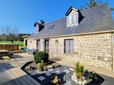 🏡 EN EXCLUSIVITE - Maison en pierre exposée plein SUD avec piscine chauffée à vendre à TINCHEBRAY BOCAGE