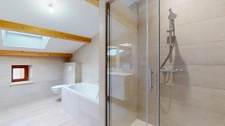 MAISON RÉNOVÉE DE 183 M² – 4 CHAMBRES – 3 SALLES D’EAU – JARDIN