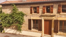 MAISON RÉNOVÉE DE 183 M² – 4 CHAMBRES – 3 SALLES D’EAU – JARDIN