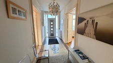 Ensemble immobilier maison d'habitation de prestige et bureaux