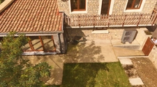 MAISON RÉNOVÉE DE 183 M² – 4 CHAMBRES – 3 SALLES D’EAU – JARDIN