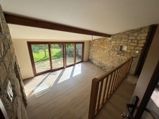 MAISON RÉNOVÉE DE 183 M² – 4 CHAMBRES – 3 SALLES D’EAU – JARDIN