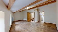 MAISON RÉNOVÉE DE 183 M² – 4 CHAMBRES – 3 SALLES D’EAU – JARDIN