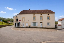 Ensemble immobilier unique aux portes du Luxembourg.