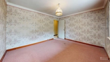 CHARENCY VEZIN (54)MAISON FAMILIALE DE 128 M² – 4 CHAMBRES – TERRAIN ARBORÉ DE 3 573 M² – NOMBREUSES ANNEXES 