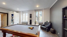 À vendre, ensemble immobilier comprenant une maison d'habitation de caractère et 6 appartements en location.