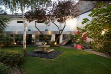 Ensemble immobilier maison d'habitation de prestige et bureaux