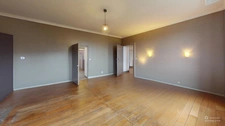 À vendre, ensemble immobilier comprenant une maison d'habitation de caractère et 6 appartements en location.