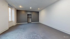 À vendre, ensemble immobilier comprenant une maison d'habitation de caractère et 6 appartements en location.