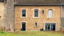 Belle maison en pierre entièrement rénovée à Montmédy