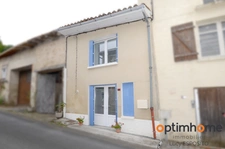 🏡 Charmante maison de village aux volets bleus au cœur d'Alloue ! 💙