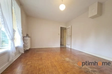 🏡 Charmante maison familiale avec 5 000 m² de terrain dans le paisible village d’Ambernac ! 🌿✨
