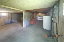 🏡 Charmante maison familiale avec 5 000 m² de terrain dans le paisible village d’Ambernac ! 🌿✨