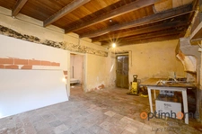 🏡 Charmante maison en pierre avec dépendance à rénover – Cœur de Saint-Laurent-de-Céris (Charente) 🌿✨