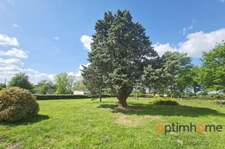🏡 Charmante maison familiale avec 5 000 m² de terrain dans le paisible village d’Ambernac ! 🌿✨