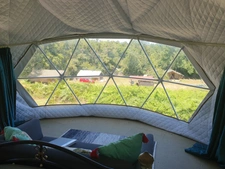 Beau camping avec maison d'habitation et 7.8ha de terrain 