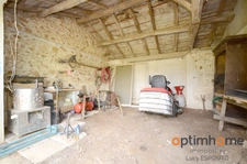 Maison en pierre avec 4 chambres et terrain sur AVAILLES LIMOUZINE 