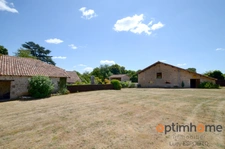 🌿Charmante et Propriété Atypique à Vendre à Nanteuil-en-Vallée🌿