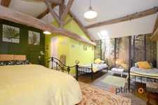 Belle maison avec 8 chambres dans un village pittoresque