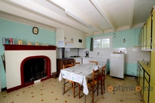 Belle maison de plain-pied avec annexe, étang et bois !