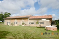 🏡 Charmante Ferme à Vendre 4 chambres 9,164 m² terrain – Cherves-Châtelars, Charente 