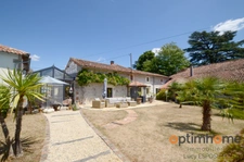 🌿Charmante et Propriété Atypique à Vendre à Nanteuil-en-Vallée🌿