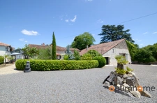 🌿Charmante et Propriété Atypique à Vendre à Nanteuil-en-Vallée🌿