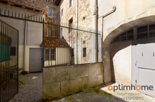 🏰 Opportunité Unique au Cœur du Village Historique de Confolens ! 🌟
