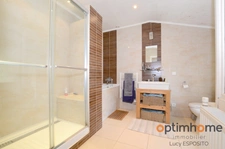 Maison en pierre avec 4 chambres et terrain sur AVAILLES LIMOUZINE 