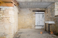 🏡 Maison en pierre au cœur du Ruffec historique