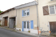 🏡 Charmante maison de village aux volets bleus au cœur d'Alloue ! 💙