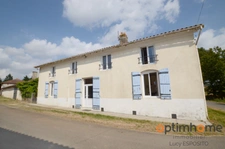 Maison en pierre avec 4 chambres et terrain sur AVAILLES LIMOUZINE 