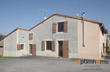 Charmante maison de village à Joussé 86350 – Prête à emménager ! 🏡✨