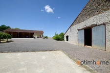 🌿Charmante et Propriété Atypique à Vendre à Nanteuil-en-Vallée🌿