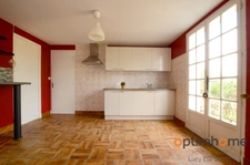 Belle maison Sous-Sol avec garages seulement 3 minutes de Confolens 