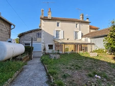 🏡 Maison de caractère aux multiples possibilités – Cœur de Saint-Laurent-de-Céris