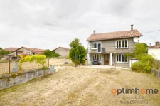 🏡 Maison Unique à Vendre dans un Hameau Tranquille – Ambernac, Charente 🌳