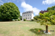 🏡 Élégante Maison de Maître avec piscine chauffée et parc paysager – Saulgond, Charente 🌳✨
