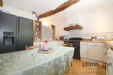 🏡 Charmante Grange Rénovée à Verneuil, Charente !